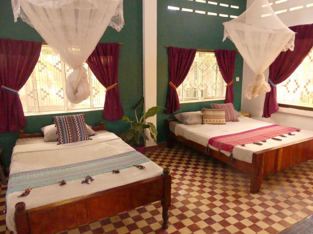 The Playground Bed & Breakfast Kampot Exterior photo