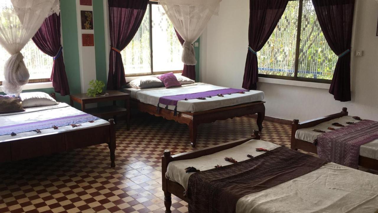The Playground Bed & Breakfast Kampot Exterior photo
