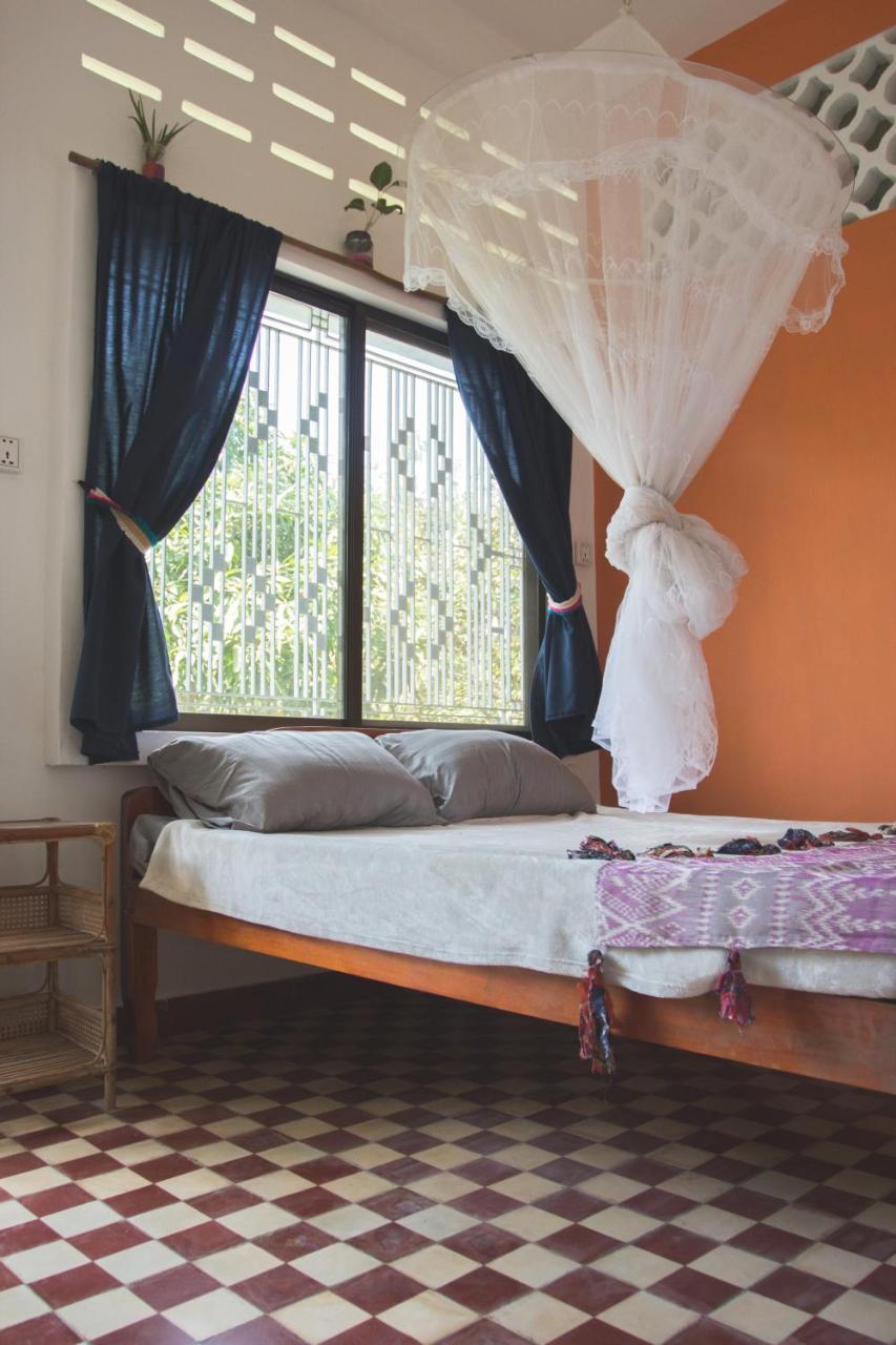 The Playground Bed & Breakfast Kampot Exterior photo