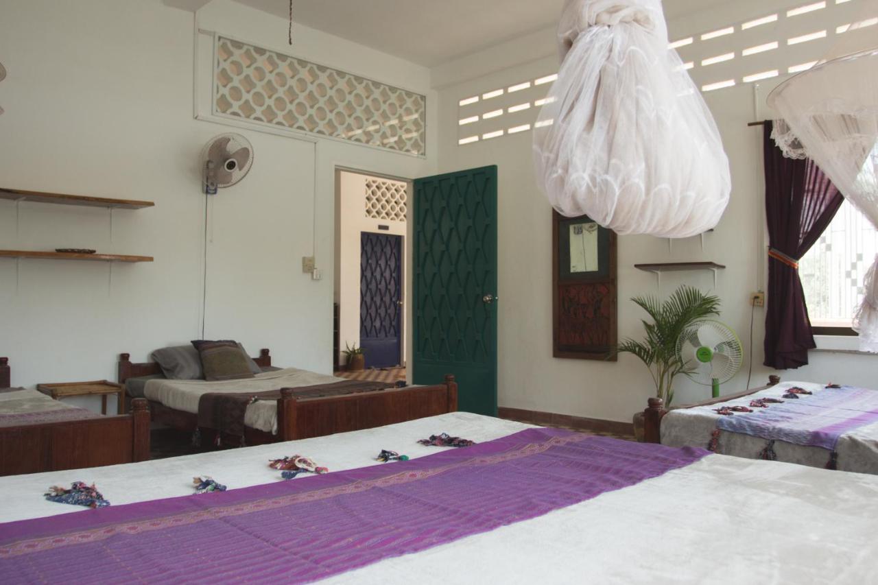 The Playground Bed & Breakfast Kampot Exterior photo