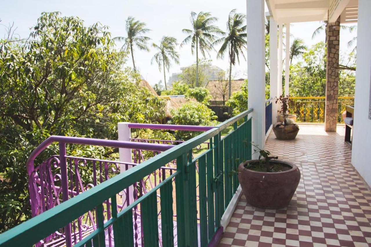 The Playground Bed & Breakfast Kampot Exterior photo