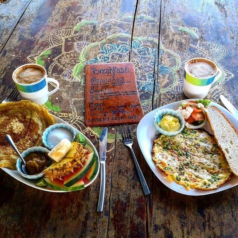 The Playground Bed & Breakfast Kampot Exterior photo